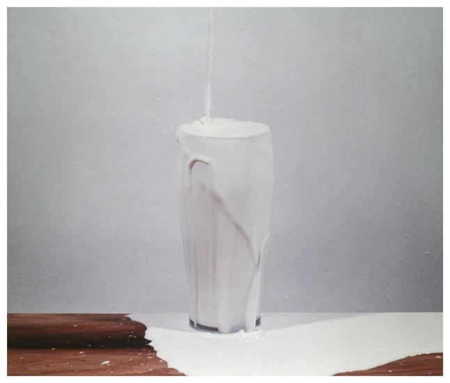 David Lamelas, To pour milk into a glass, 1972

