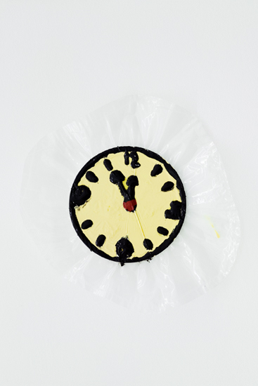 Analia Saban, Clock, 2007
