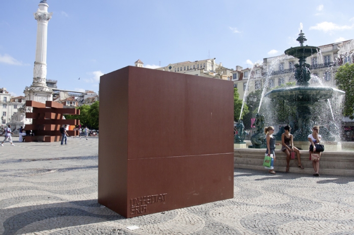 Sterling Ruby, UNHABITAT #654321, 2009
