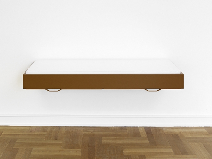 Rosemarie Trockel, Chateau en espagne (2), 2012
