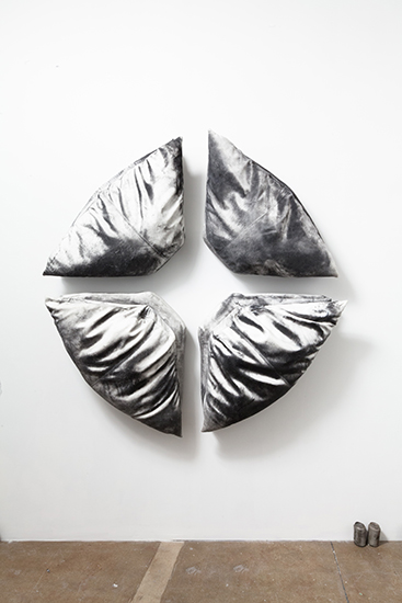 Kaari Upson, Four Positions, 2014

